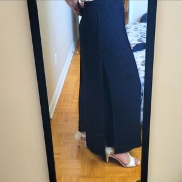 Lindor Pleated Skirt Pants 10 - Picture 2 of 9